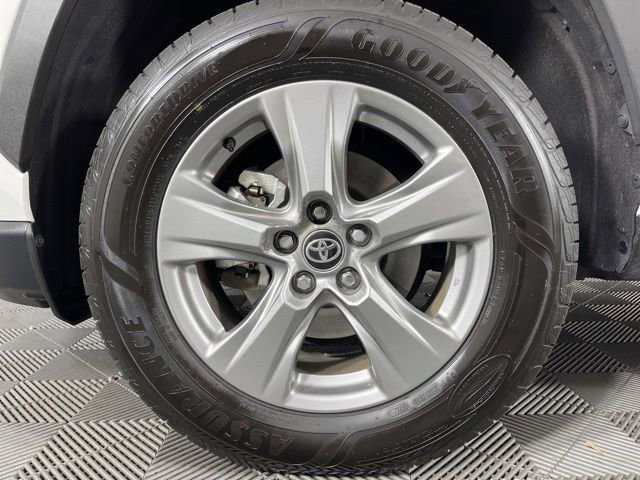 Used 2024 Toyota RAV4 XLE image 12