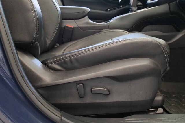 Used 2023 Subaru Outback Touring XT w/ Popular Package #2 image 17