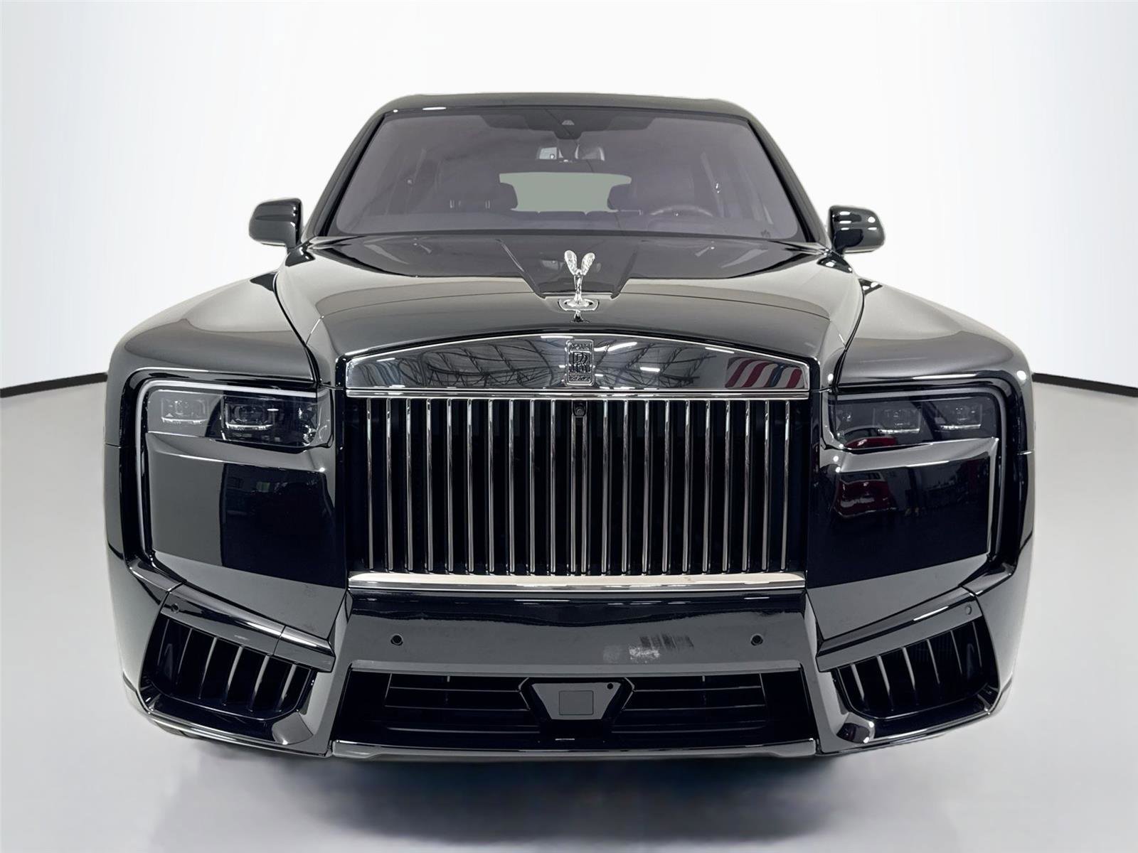 Used 2025 Rolls-Royce Cullinan AWD/4WD image 10