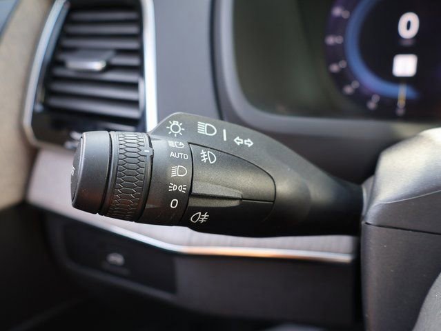 Used 2024 Volvo XC90 B6 Ultimate AWD/4WD image 40
