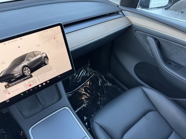 Used 2023 Tesla Model Y Long Range image 20