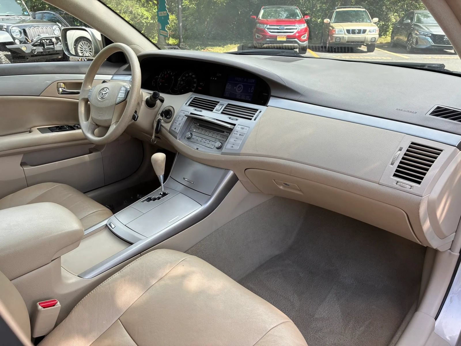 Used 2005 Toyota Avalon XL FWD image 15