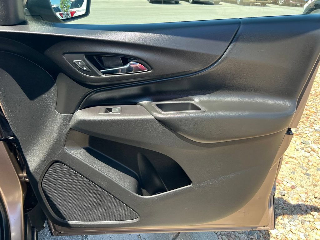 Used 2019 Chevrolet Equinox LT FWD image 26