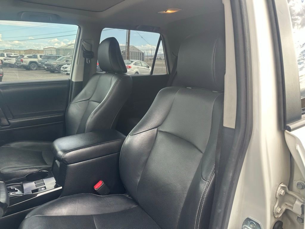 Used 2020 Toyota 4Runner SR5 image 23