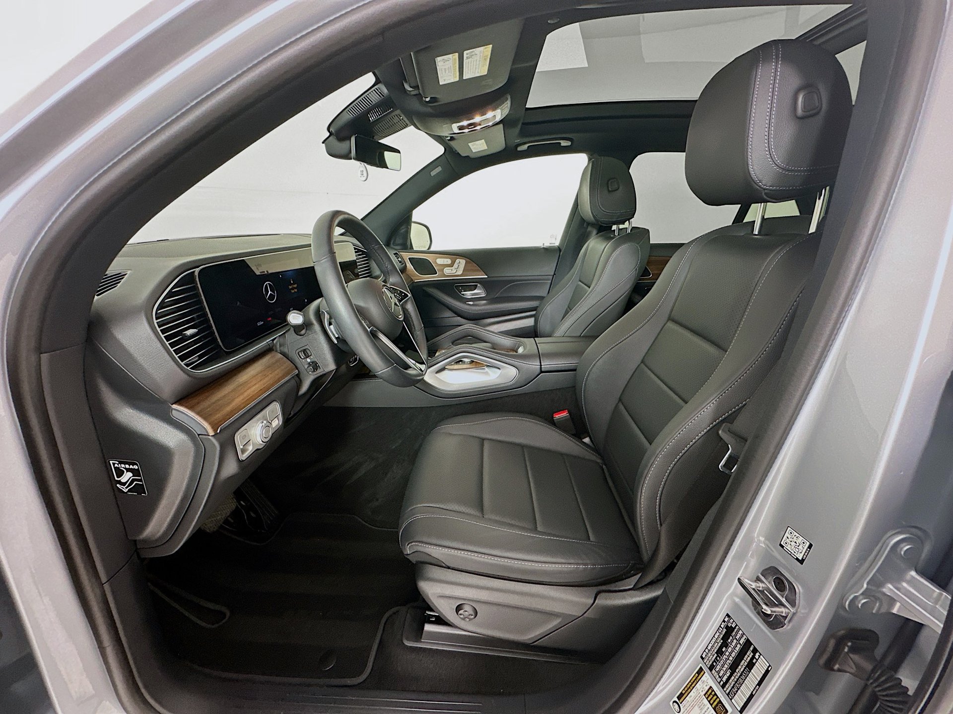 Used 2025 Mercedes-Benz GLE 350 4MATIC image 22