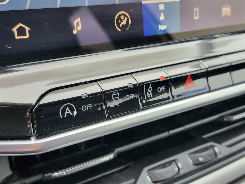 Used 2023 Jeep Compass Limited w/ Elite Group image 23