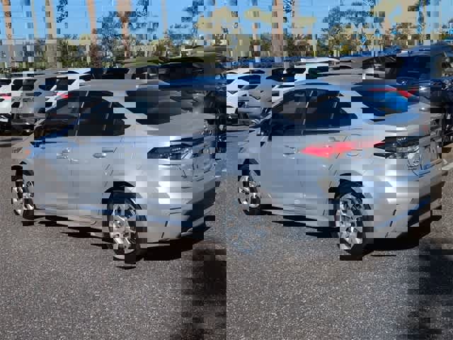 Used 2022 Toyota Corolla LE image 6