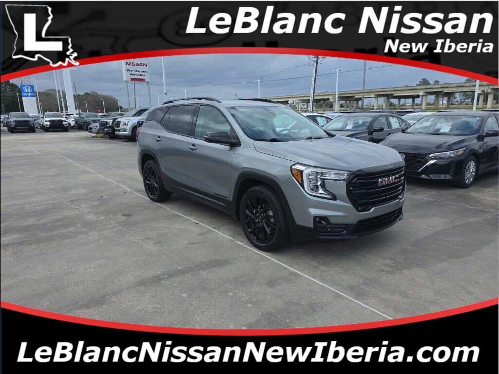 Used 2023 GMC Terrain SLT w/ Elevation Edition image 1