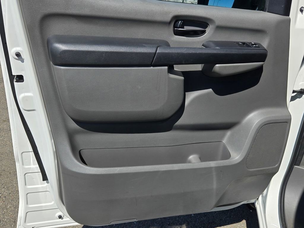 Used 2021 Nissan NV 2500 S w/ Vinyl Seat Package RWD image 13