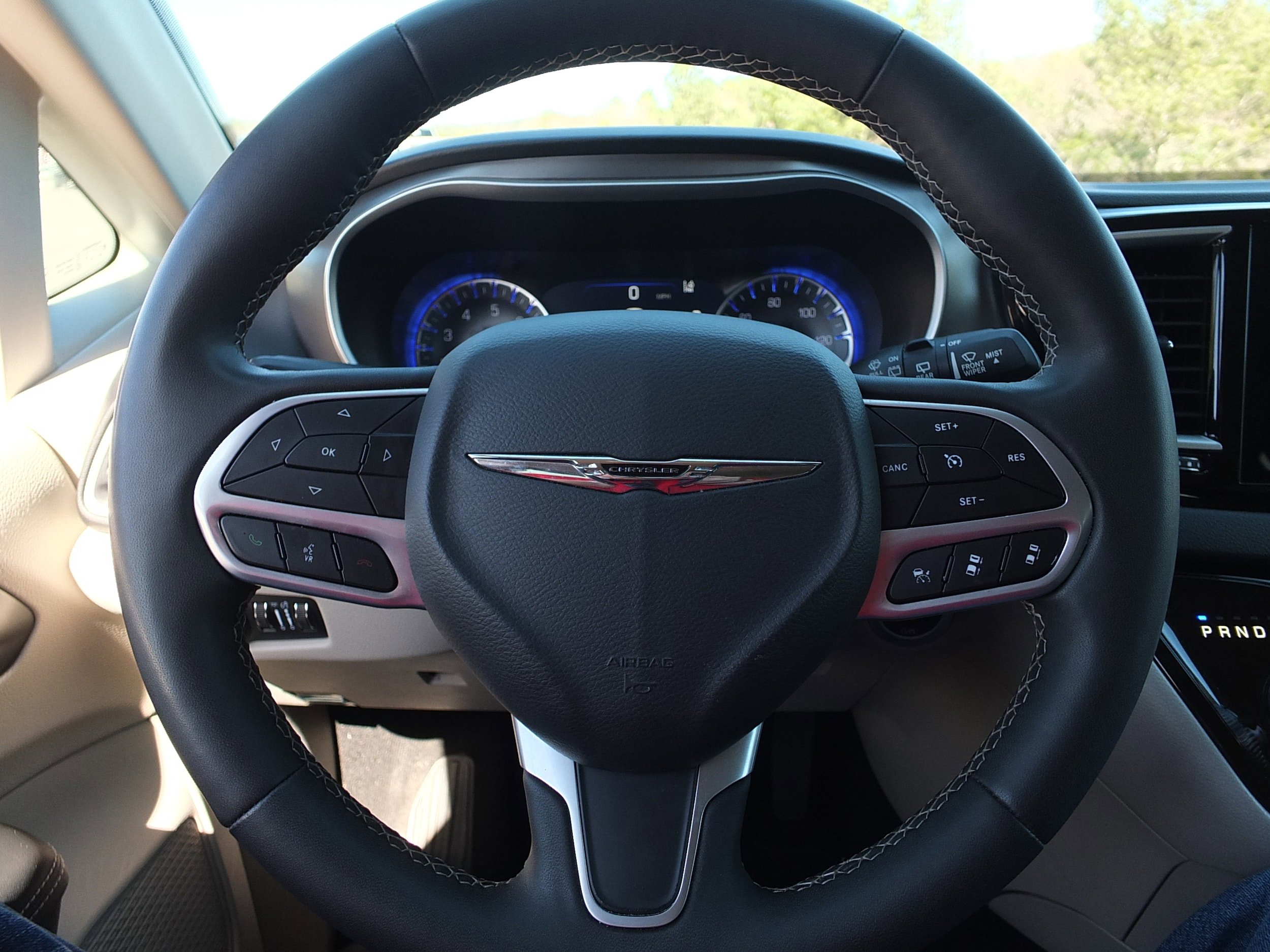 Used 2023 Chrysler Pacifica Touring-L image 20