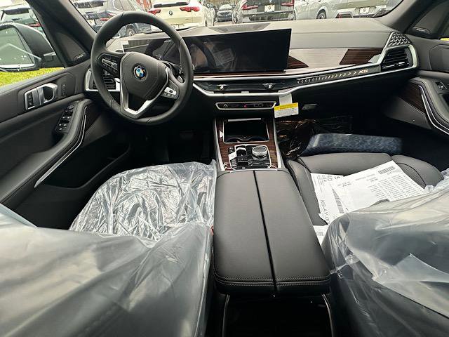 New 2026 BMW X5 xDrive40i w/ Premium Package image 6