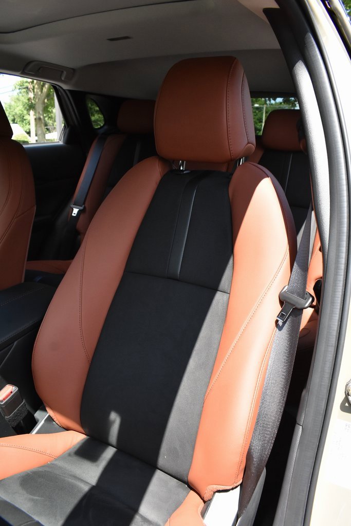 New 2025 MAZDA CX-30 Carbon image 12