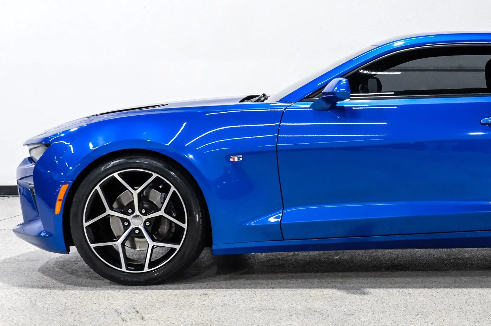 Used 2017 Chevrolet Camaro SS RWD image 14