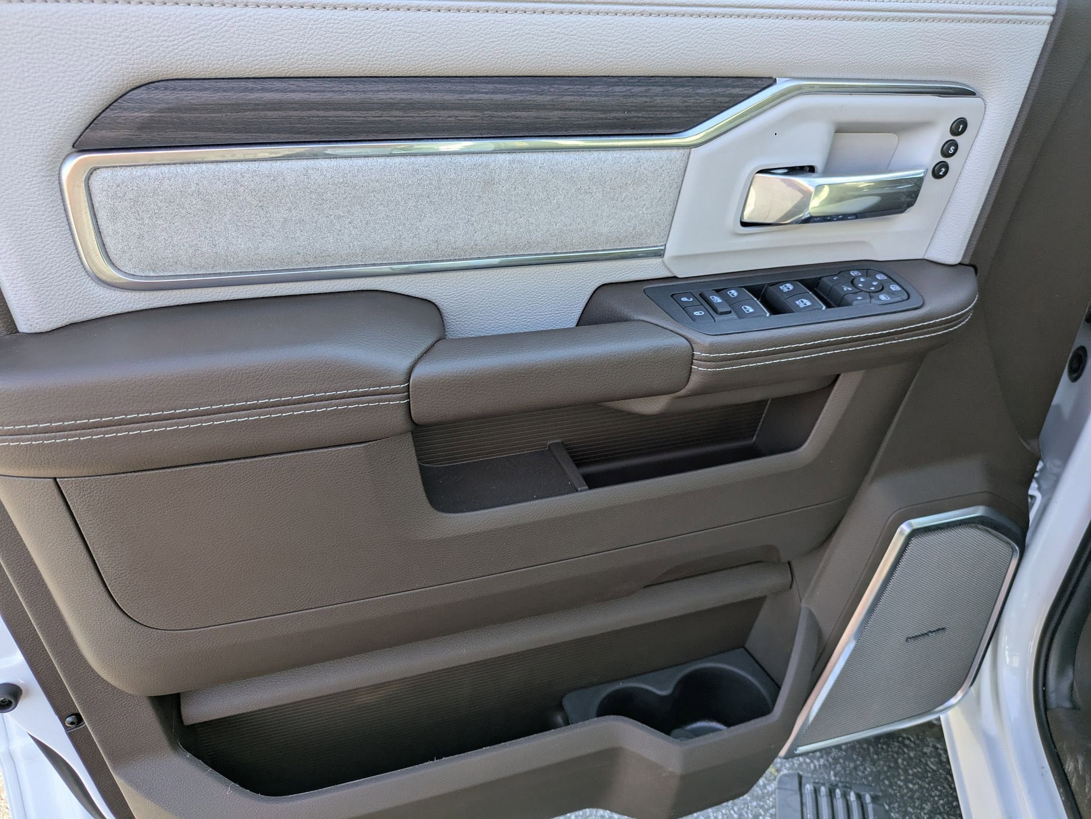 New 2026 RAM 2500 Laramie image 11