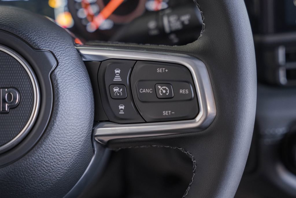 New 2026 Jeep Wrangler Sahara AWD/4WD image 29