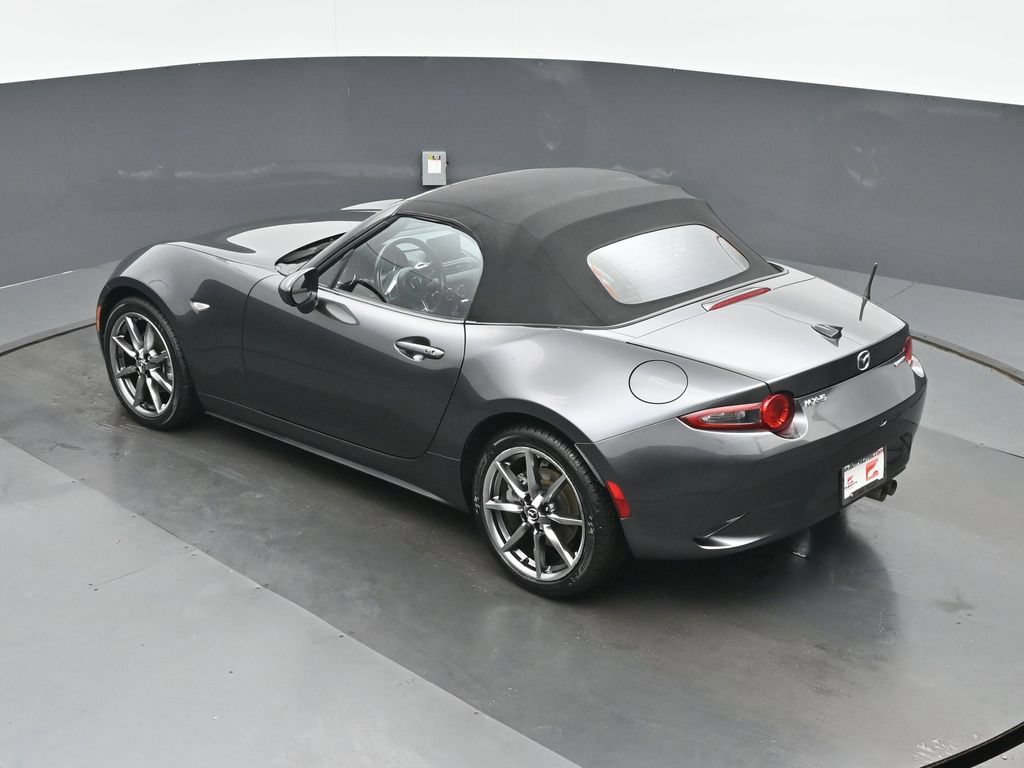 Used 2022 MAZDA MX-5 Miata Grand Touring w/ Weather Package RWD image 31