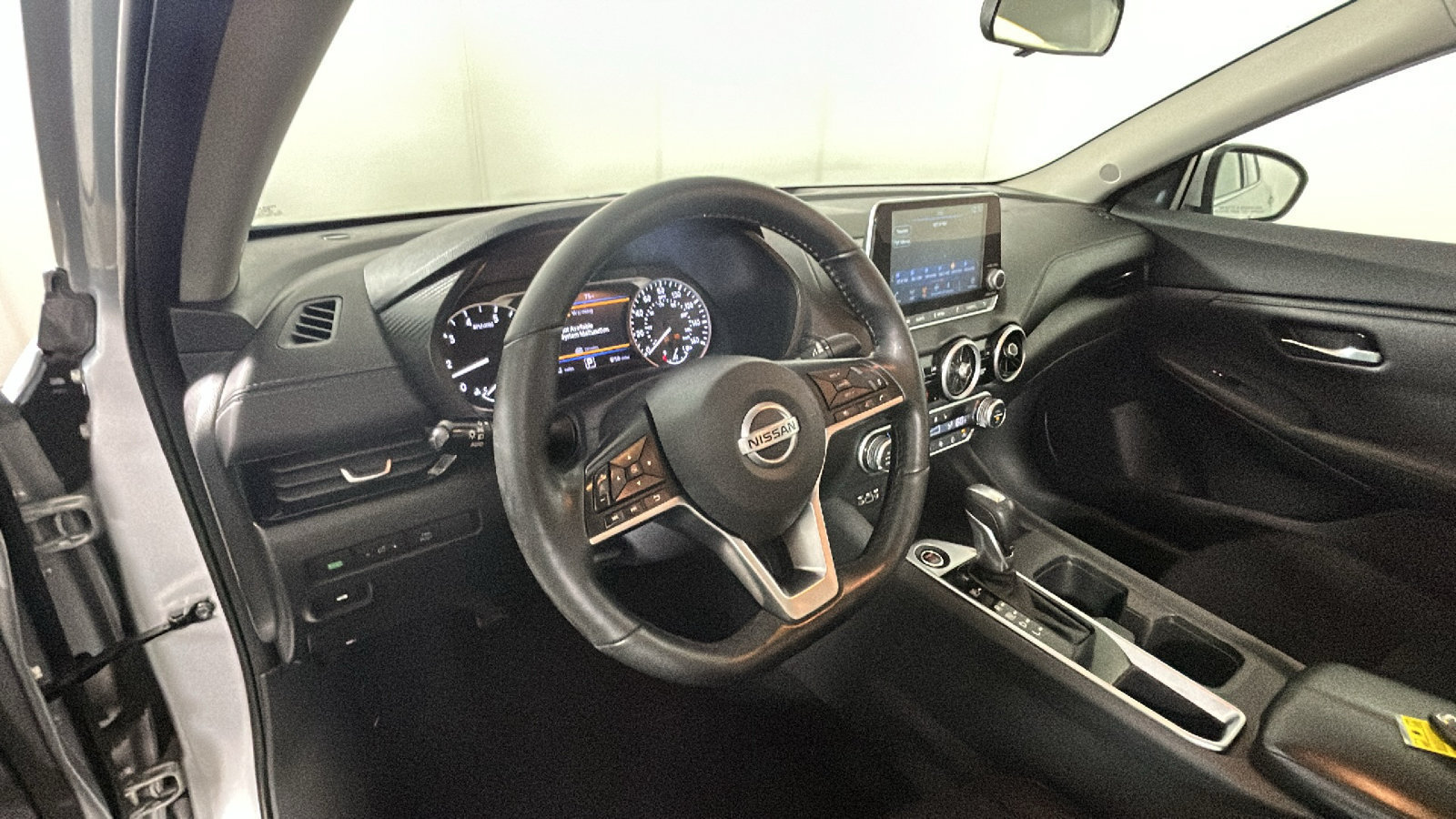Used 2023 Nissan Sentra SV w/ All-Weather Package FWD image 16
