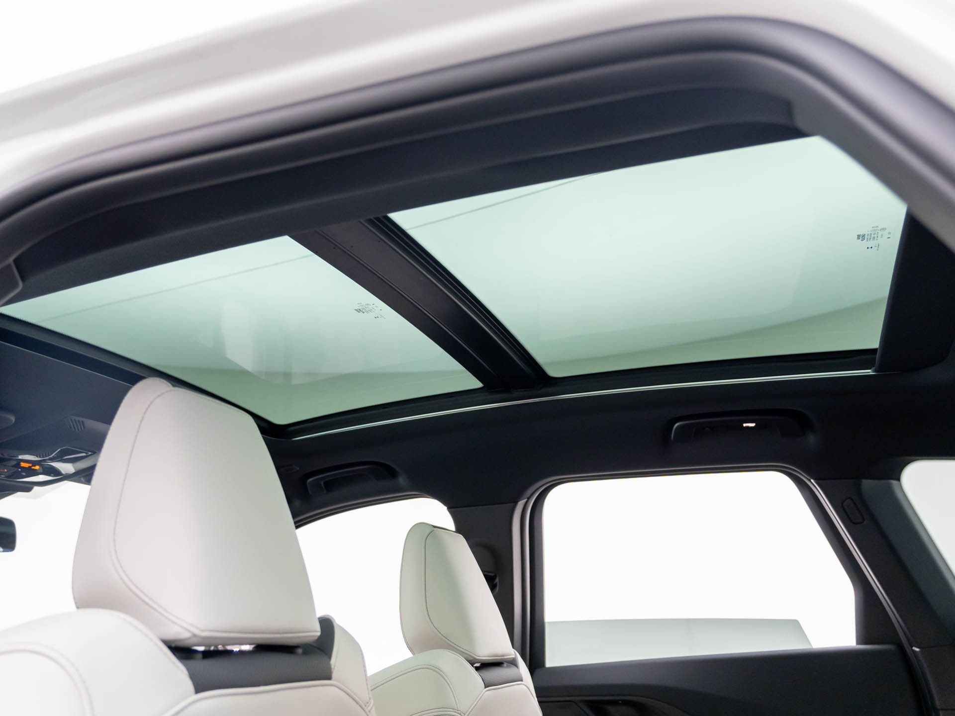 New 2026 BMW X1 xDrive28i AWD/4WD image 18