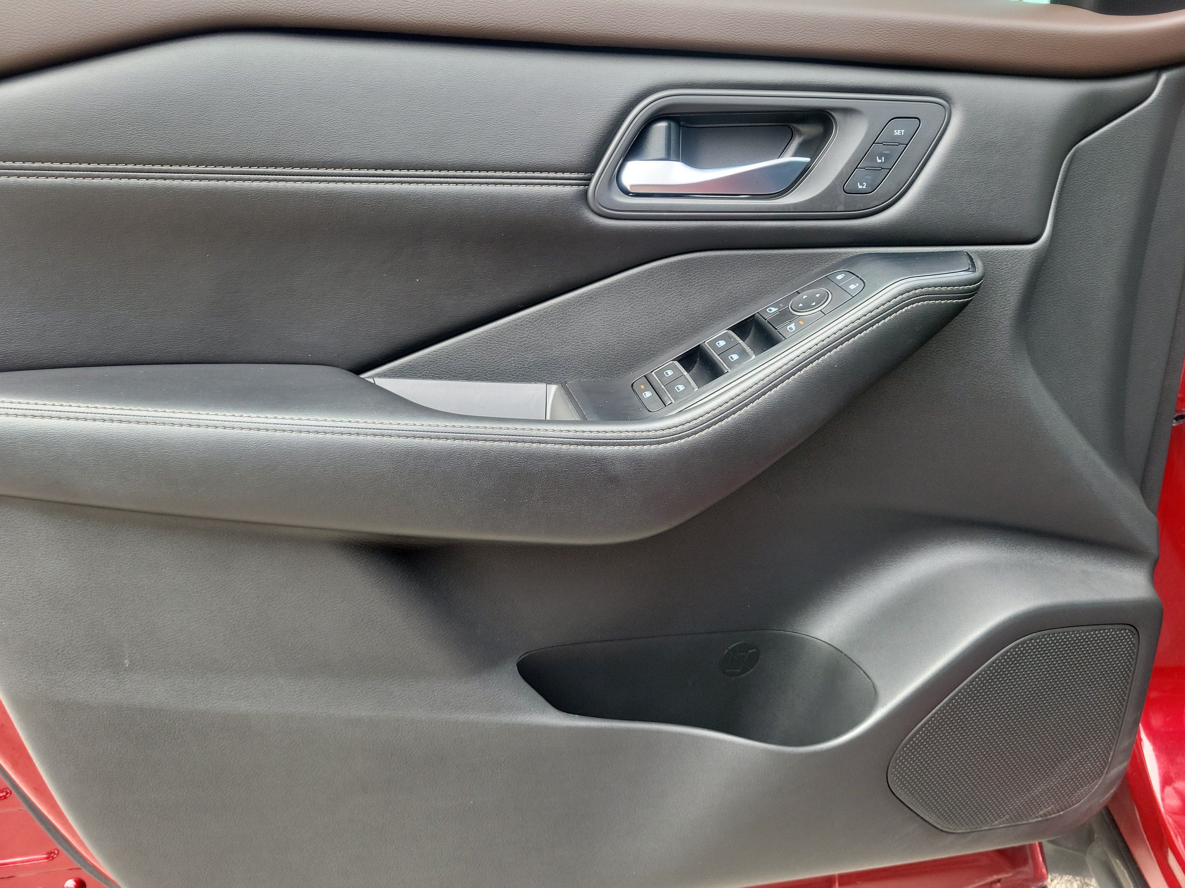 Certified 2022 Nissan Rogue SL w/ SL Premium Package FWD image 15