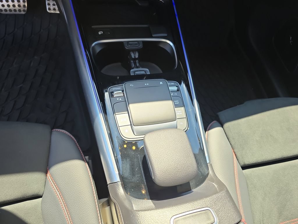 Used 2021 Mercedes-Benz GLA 250 4MATIC image 29