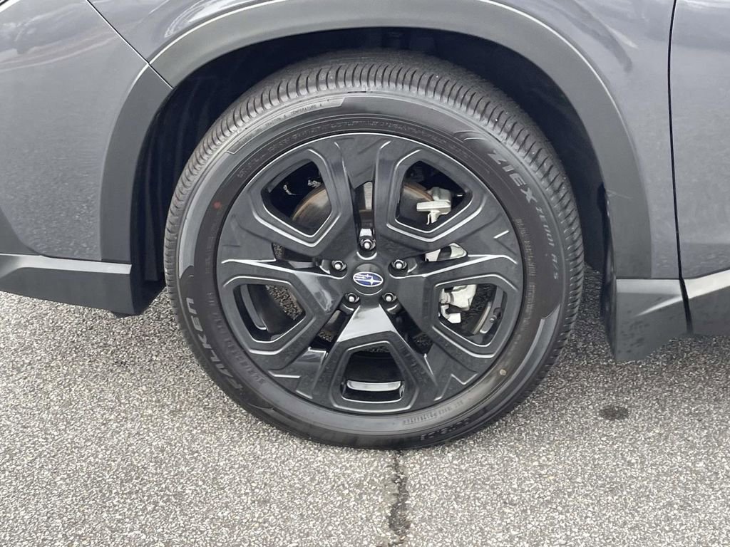 Used 2025 Subaru Ascent Bronze Edition w/ Onyx Package image 9