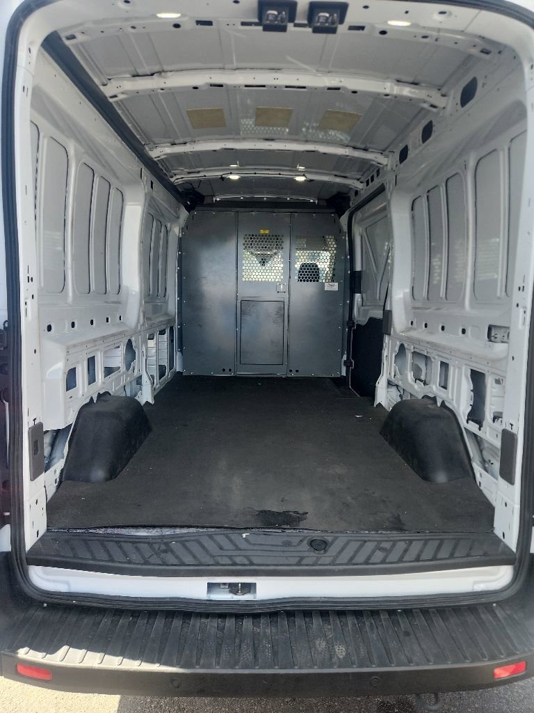 Used 2023 Ford Transit 250 Medium Roof RWD image 15