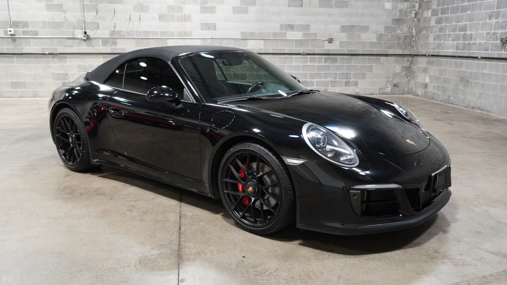 Used 2019 Porsche 911 Carrera 4 GTS image 3