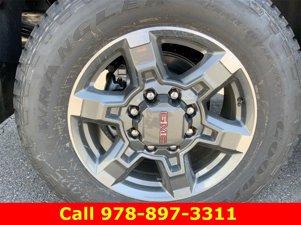 New 2025 GMC Sierra 2500 SLT w/ SLT Premium Package image 34