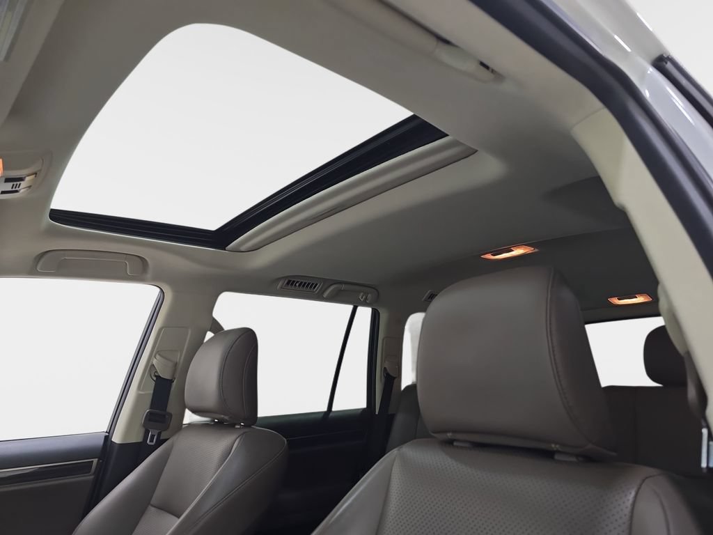 Used 2021 Lexus GX 460 Luxury w/ Sport Design Package AWD/4WD image 31