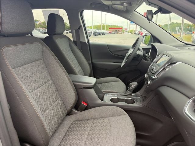 Used 2024 Chevrolet Equinox LT w/ LPO, Floor Liner Package AWD/4WD image 13