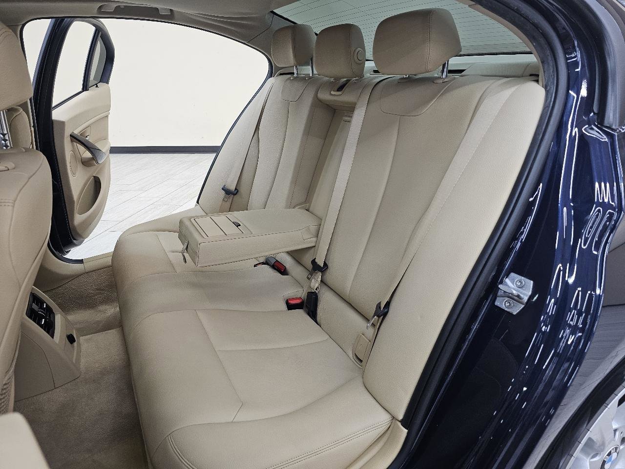 Used 2015 BMW 328i Sedan image 23