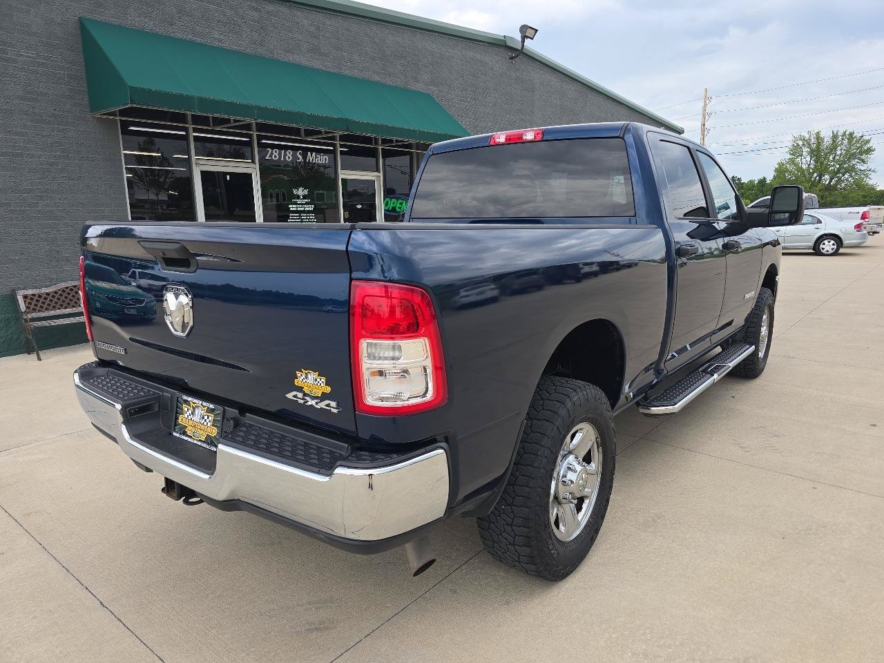 Used 2024 RAM 2500 Big Horn AWD/4WD image 8