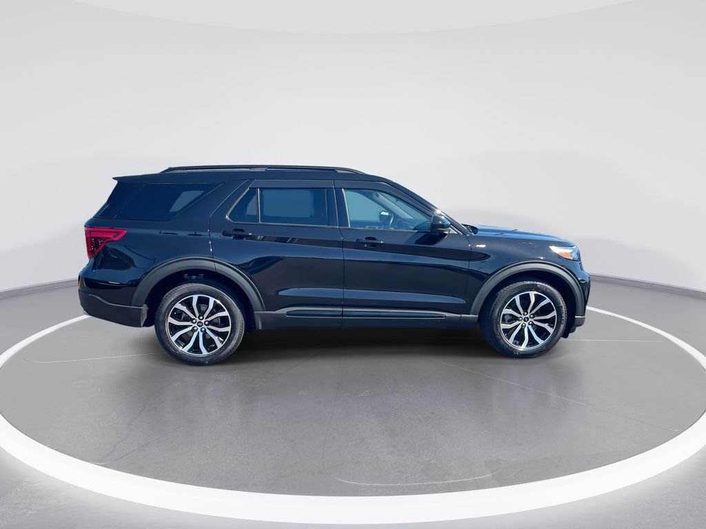 Used 2022 Ford Explorer ST-Line AWD/4WD image 9