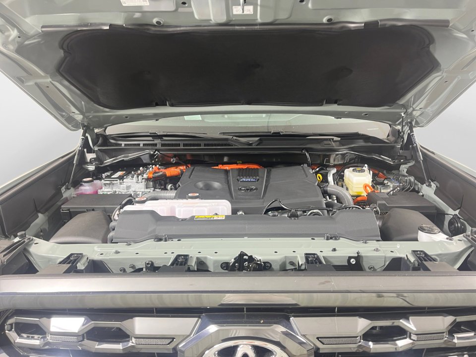 New 2026 Toyota Tundra Platinum image 13