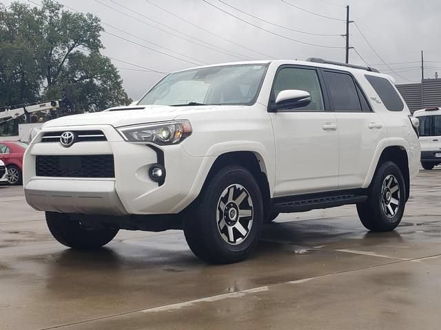 Used 2024 Toyota 4Runner TRD Off-Road Premium w/ Moonroof Package AWD/4WD image 9