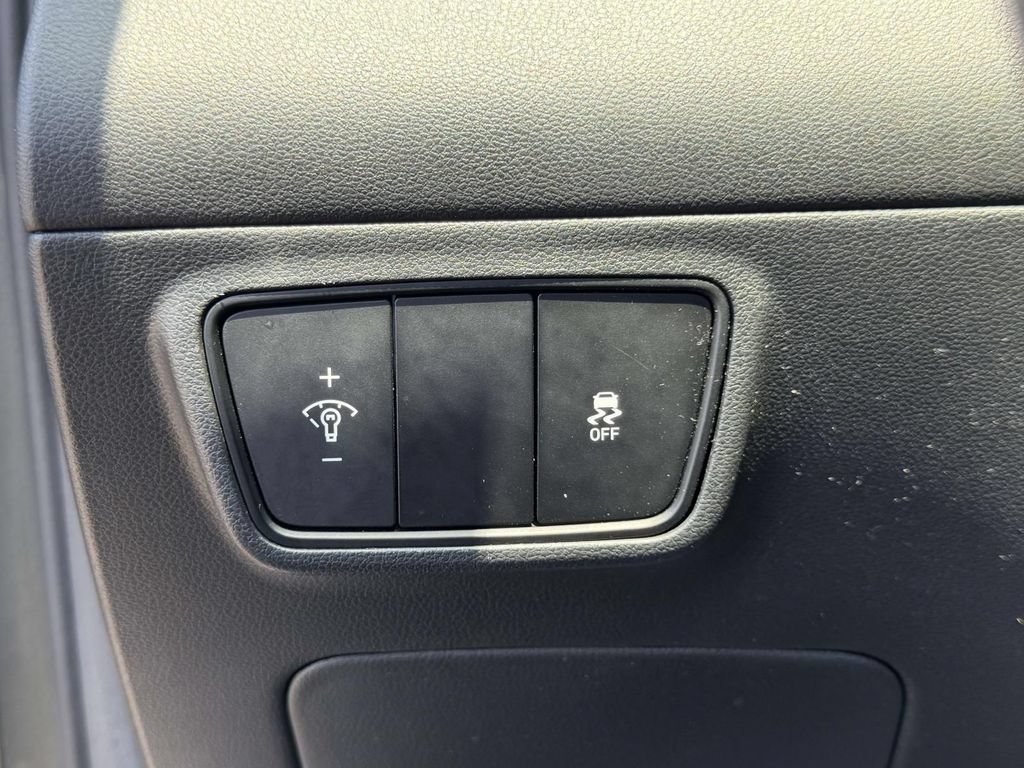 Certified 2022 Hyundai Tucson SE FWD image 20