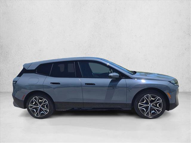 Certified 2024 BMW iX xDrive50 w/ Premium Package AWD/4WD image 4