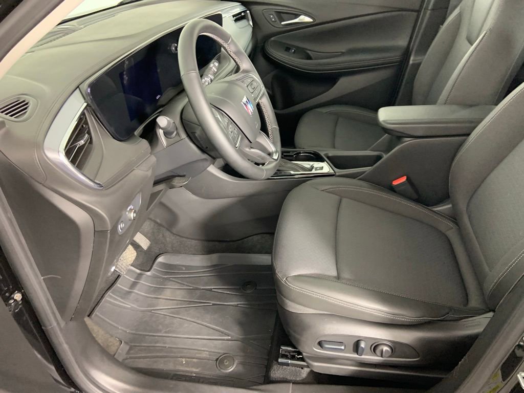 Used 2025 Buick Encore GX Preferred w/ Comfort Package image 22