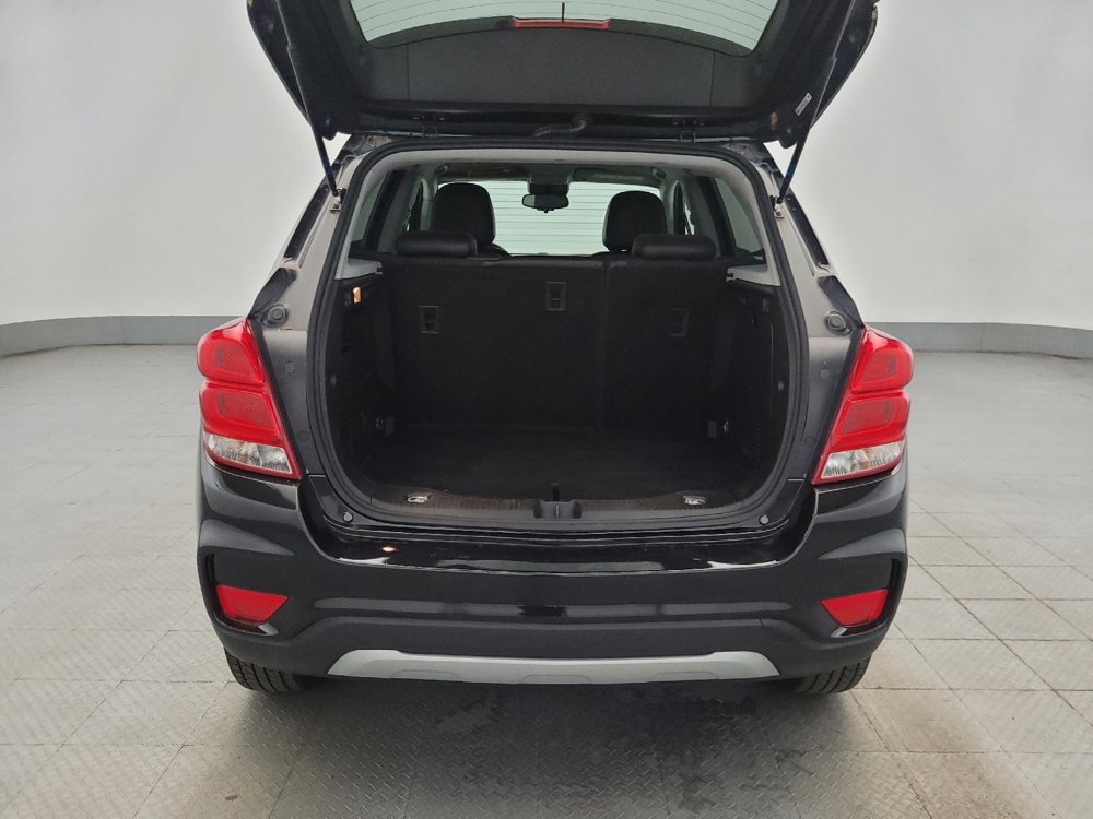 Used 2019 Chevrolet Trax LT w/ LT Convenience Package image 29