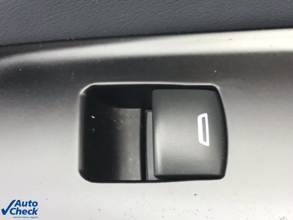 Used 2022 Buick Enclave Essence image 17