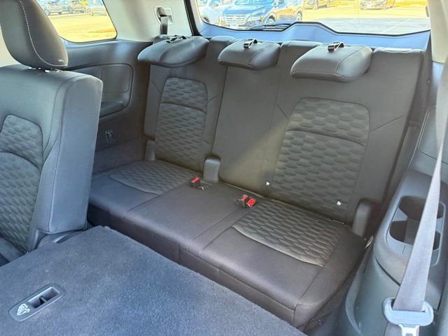 Used 2022 Nissan Pathfinder SV image 24