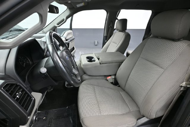 Used 2018 Ford F150 XLT w/ Equipment Group 302A Luxury AWD/4WD image 18