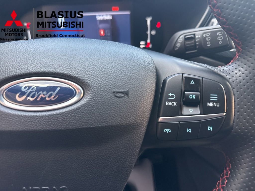 Used 2023 Ford Escape ST-Line w/ Tech Pack #1 AWD/4WD image 18