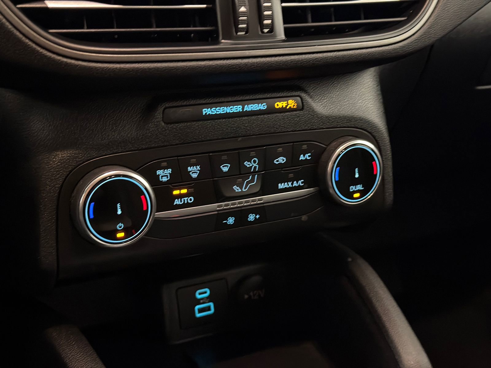 Used 2023 Ford Escape Active image 26