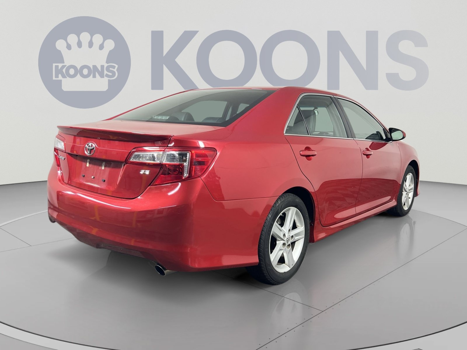Used 2014 Toyota Camry SE FWD image 7