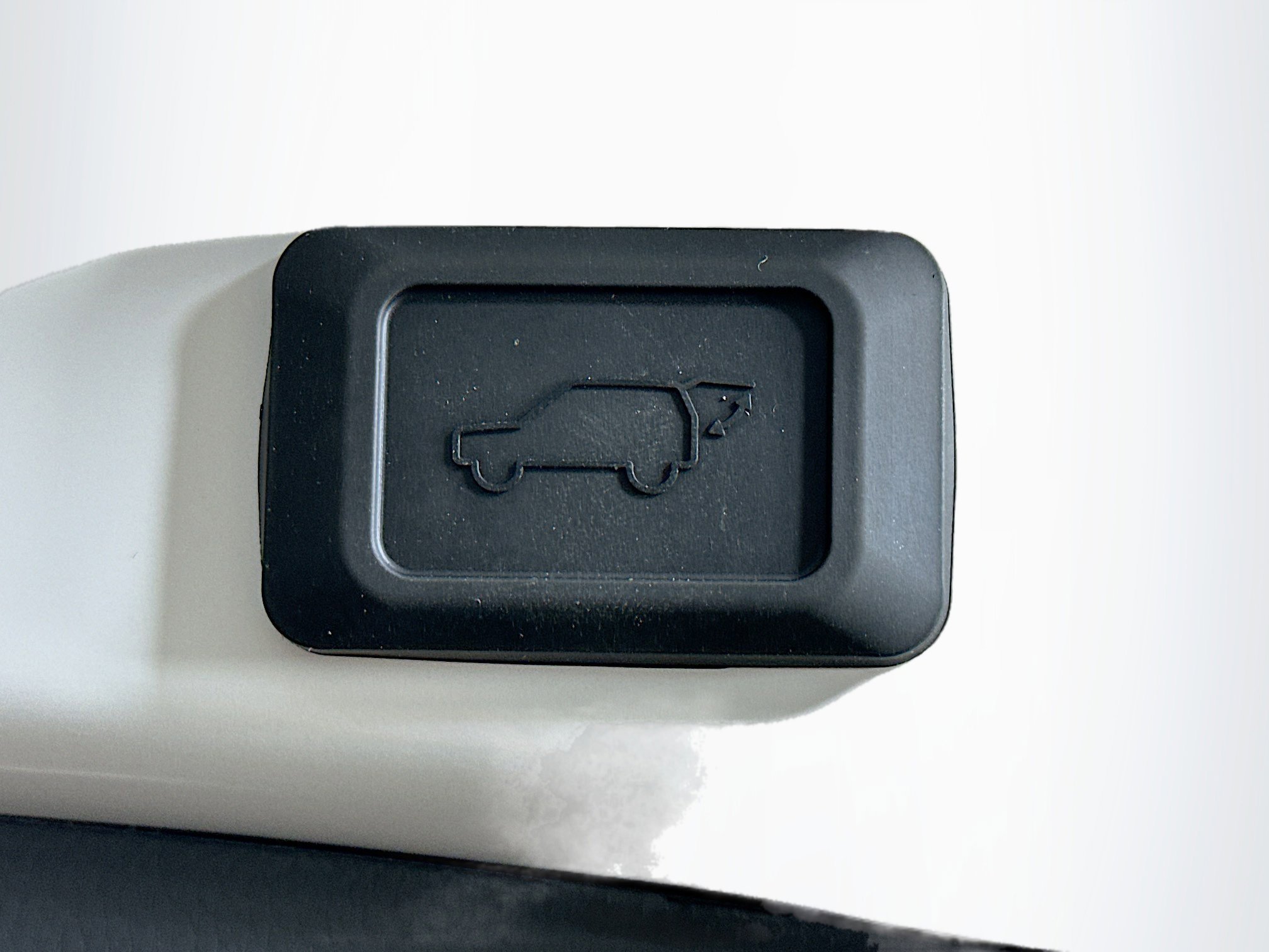 Used 2025 Toyota RAV4 Limited w/ Weather Package image 29