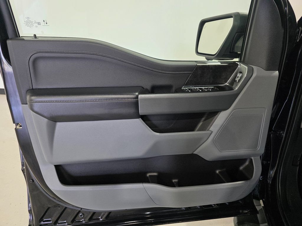 Used 2022 Ford F150 XLT w/ Equipment Group 301A Mid AWD/4WD image 17