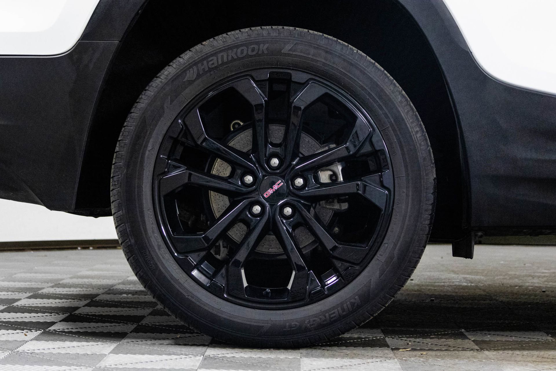 Certified 2022 GMC Terrain SLT w/ Elevation Edition image 43