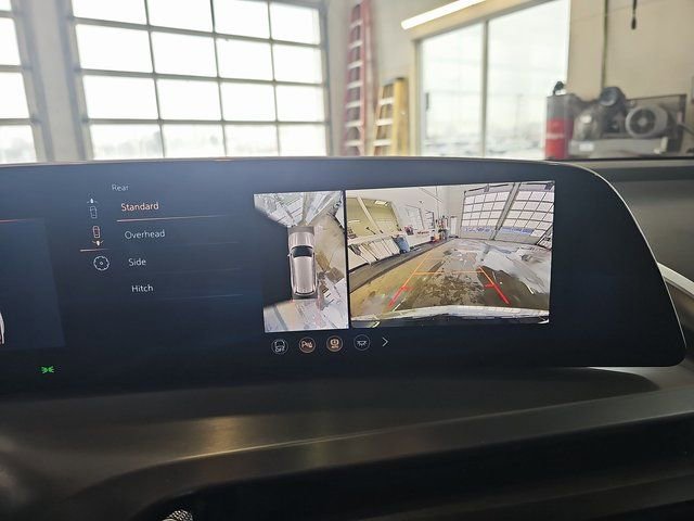 New 2026 Cadillac Vistiq Luxury image 24