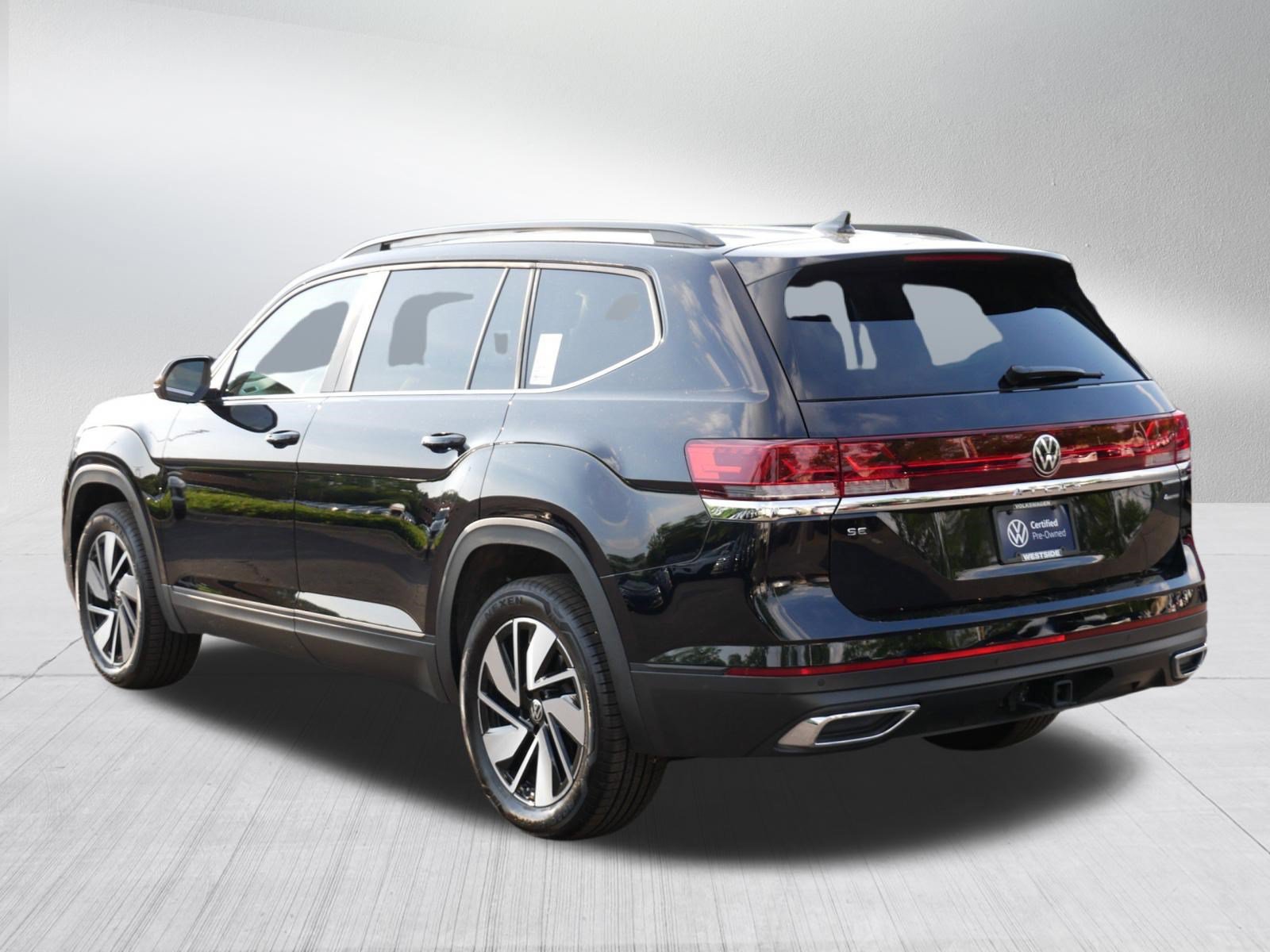Certified 2026 Volkswagen Atlas SE AWD/4WD image 5